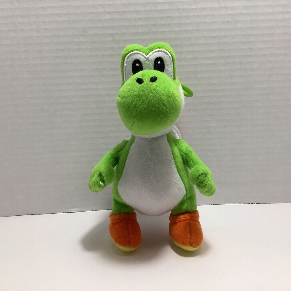 Yoshi 7" Nintendo Stuffed Green Plush Animal Toy Backpack Zipper Clip - Picture 1 of 8